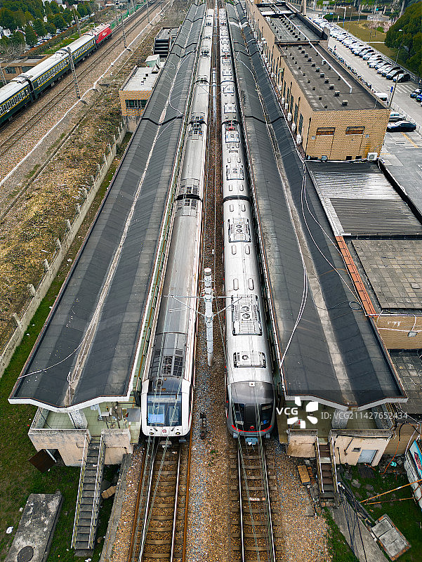 上海一号线外环路地铁站图片素材