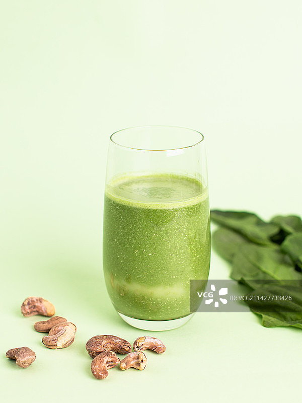 菠菜奶昔绿色果汁图片素材