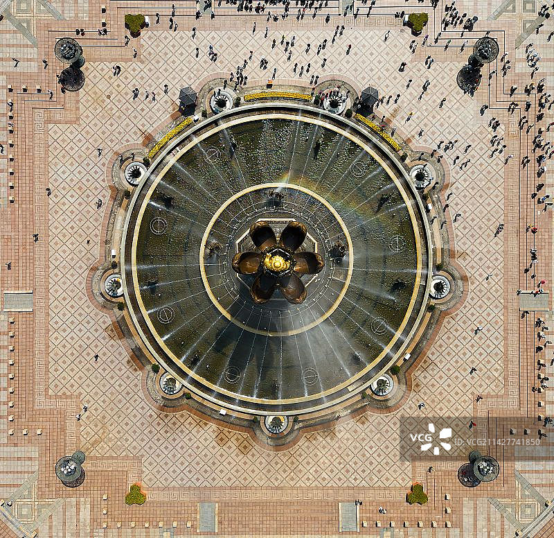 无锡灵山胜境:九龙灌浴图片素材