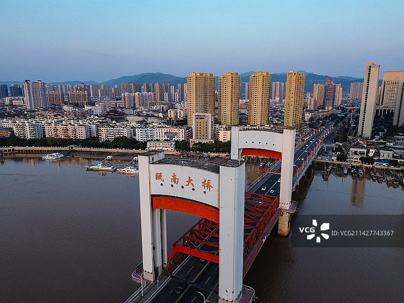 龙港市 瓯南大桥 龙港外滩 红日海景 龙港医院 龙港一中 文卫路图片素材