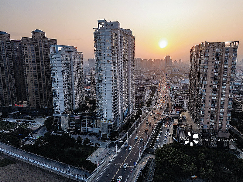 龙港市 瓯南大桥 龙港外滩 红日海景 龙港医院 龙港一中 文卫路图片素材