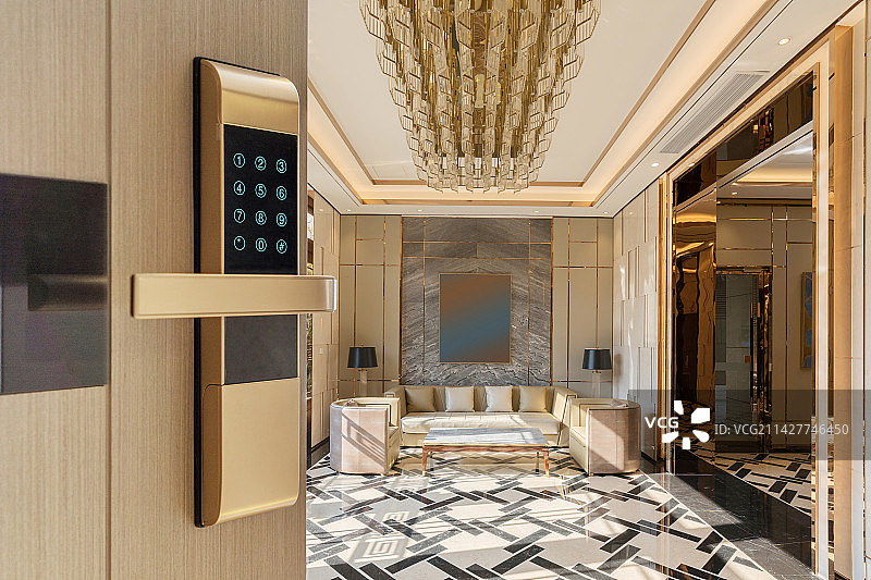 大厅和密码指纹锁图片素材