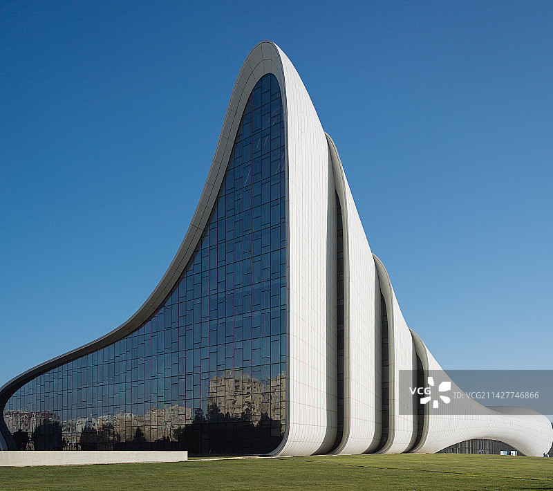 阿塞拜疆巴库阿利耶夫艺术中心图片素材