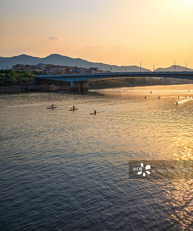 夕阳时分龙岩上杭汀江风光图片素材