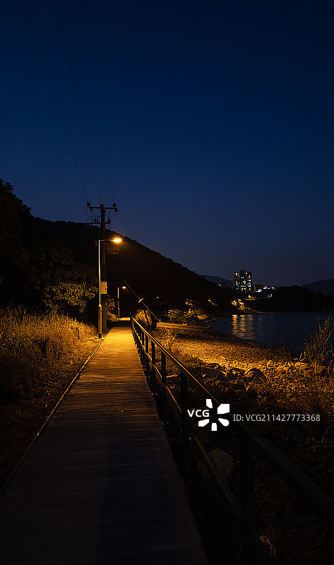 渔灯 夜晚 小路图片素材