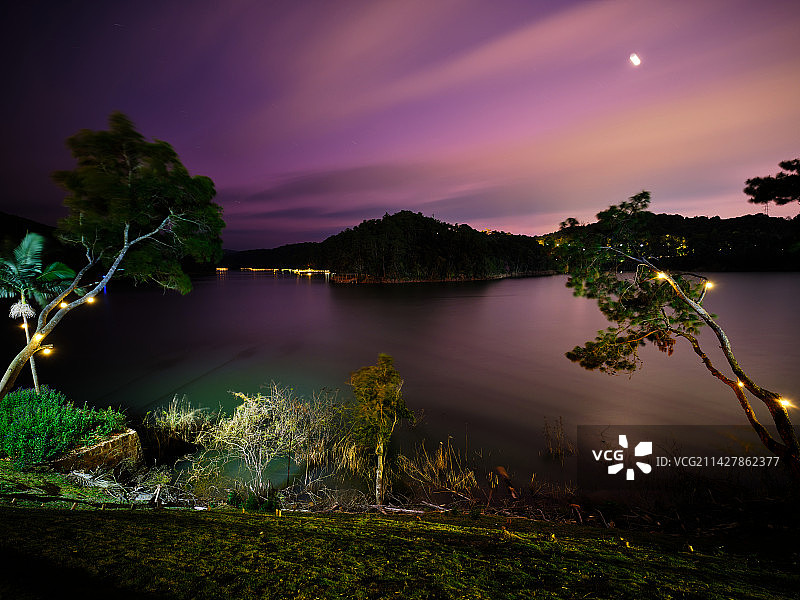 暮色梅子湖图片素材