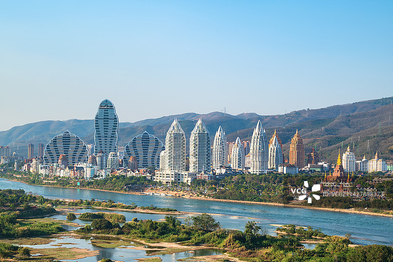 云南省西双版纳景洪市告庄和湄公河星光夜市城市风光白昼晴天图片素材