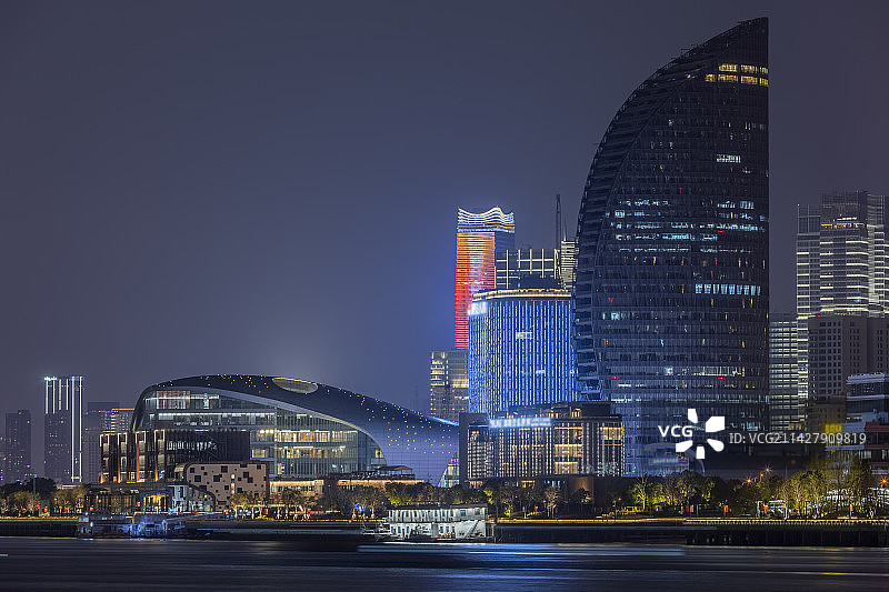上海杨浦滨江建筑夜景图片素材