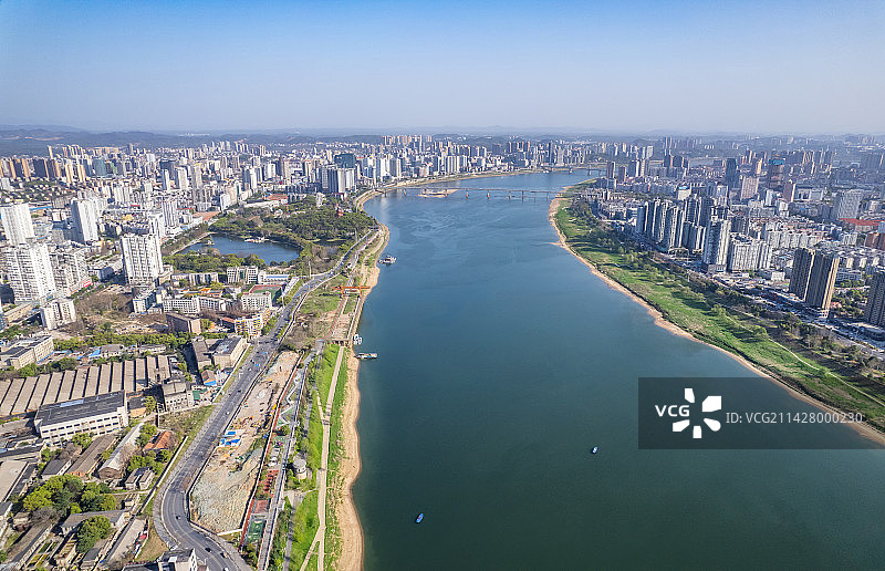 中国湖南省株洲市湘江两岸风光图片素材