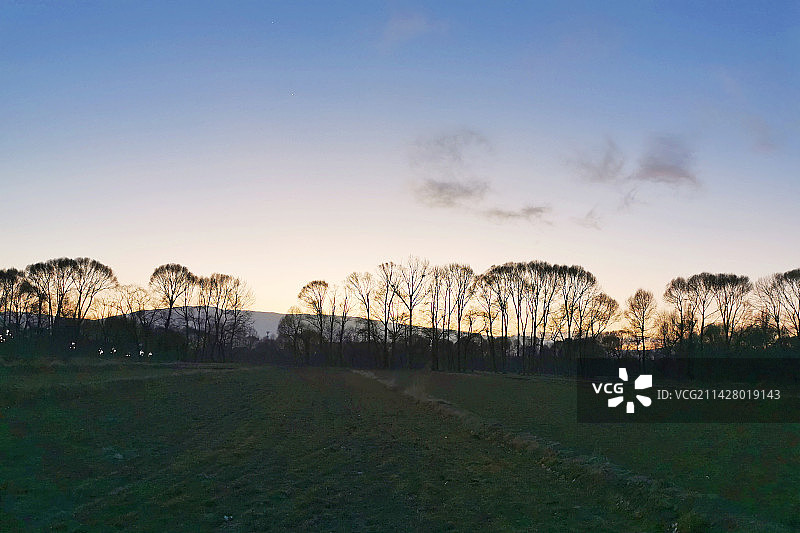 青海海南州：贵德日落图片素材