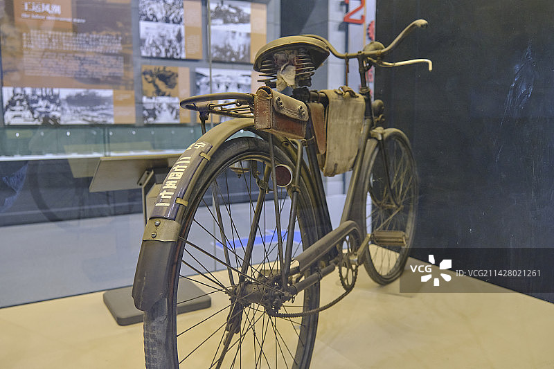 博物馆老式自行车图片素材