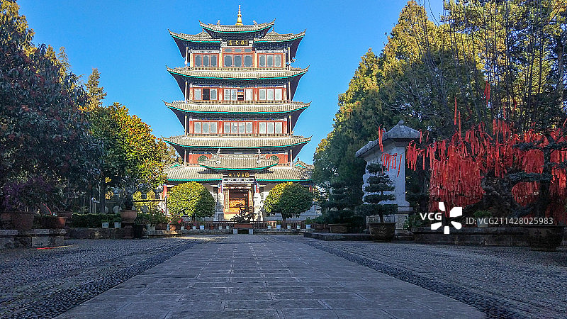 云南丽江古城万古楼图片素材