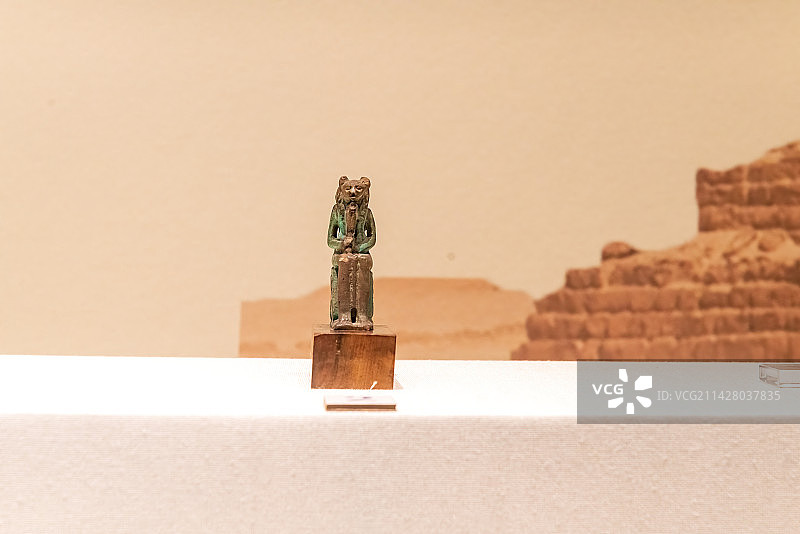 埃及文明，古代埃及小雕像，费昂斯塞赫迈特女神护身符图片素材