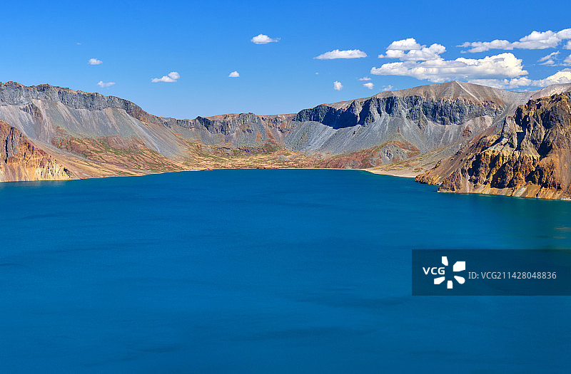 吉林长白山天池西坡湖泊高山自然唯美风光图片素材