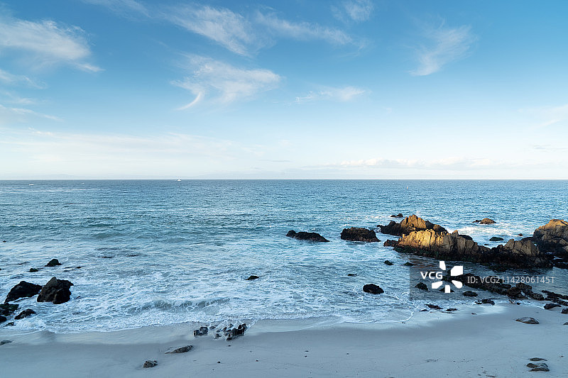 海边礁石海滩图片素材