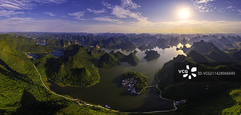 航拍广西上林县大龙湖图片素材