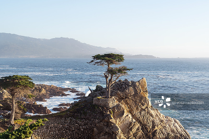 海边礁石图片素材