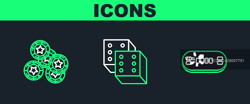 扑克桌、筹码和骰子图片素材