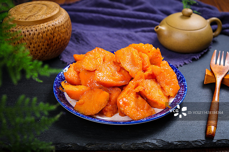 传统家常菜肴清蒸地瓜图片素材