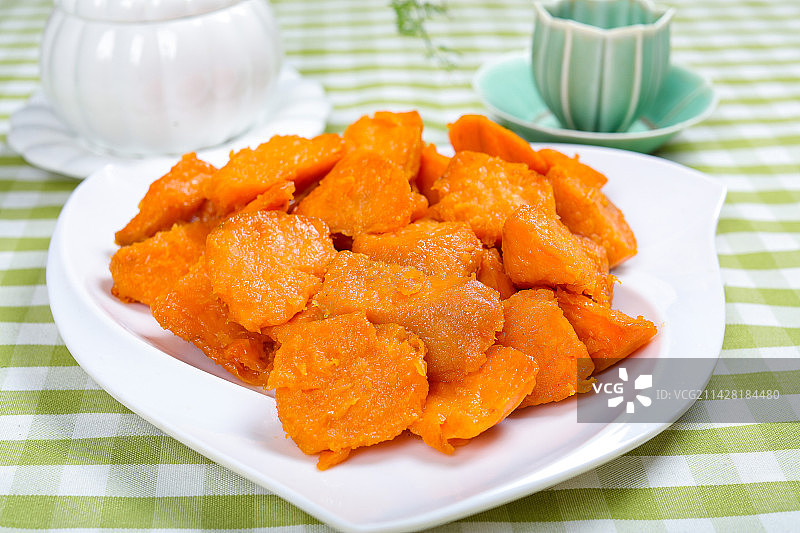 特色农家菜炒红薯图片素材