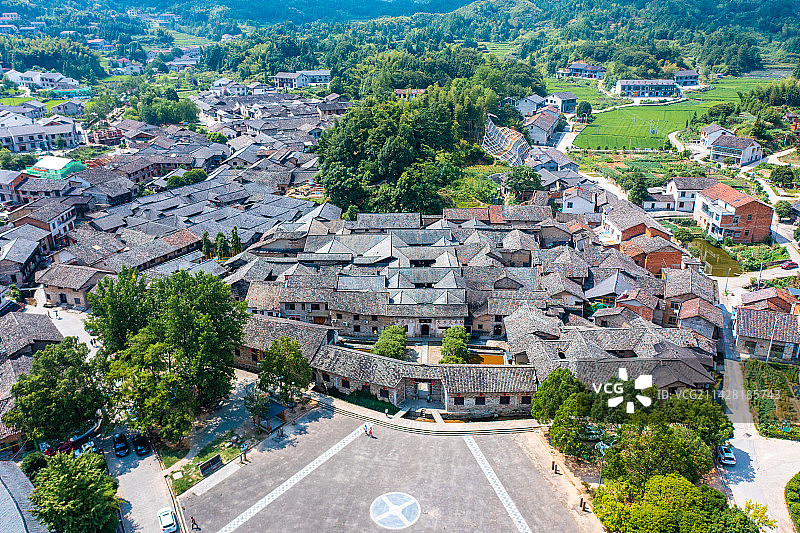 航拍湖南岳阳张谷英村图片素材