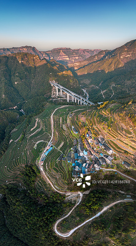 贵州独山县苗岭大山的黄昏景色图片素材