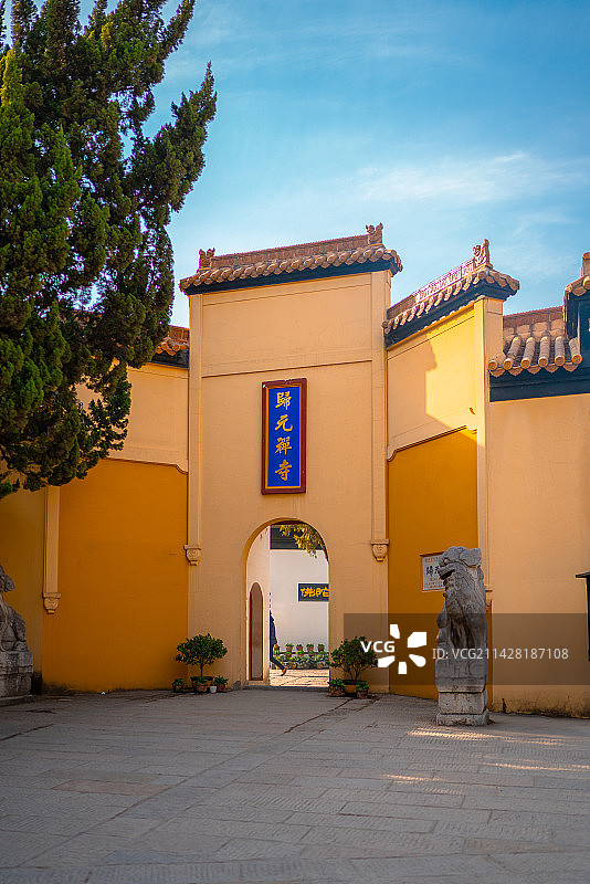 武汉归元寺正门图片素材