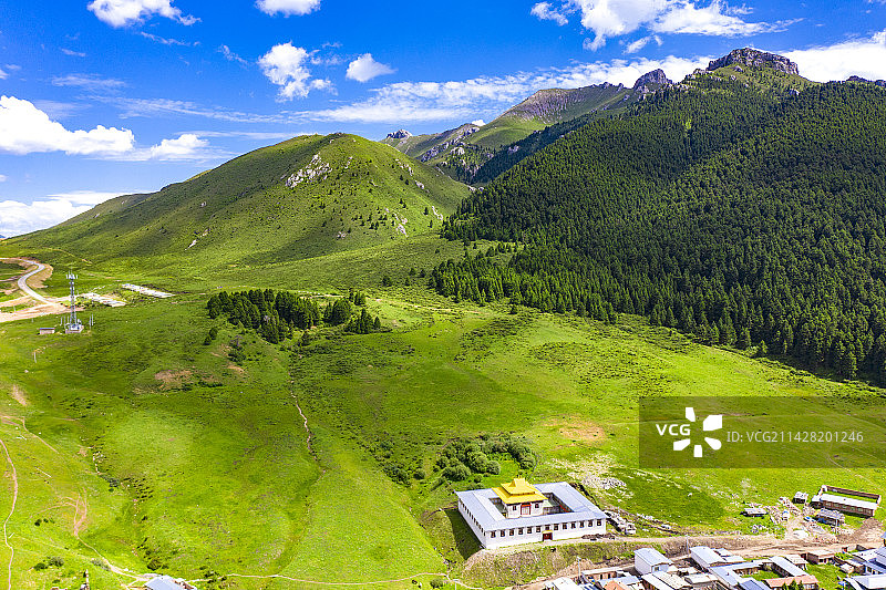 航拍甘肃甘南郎木寺图片素材
