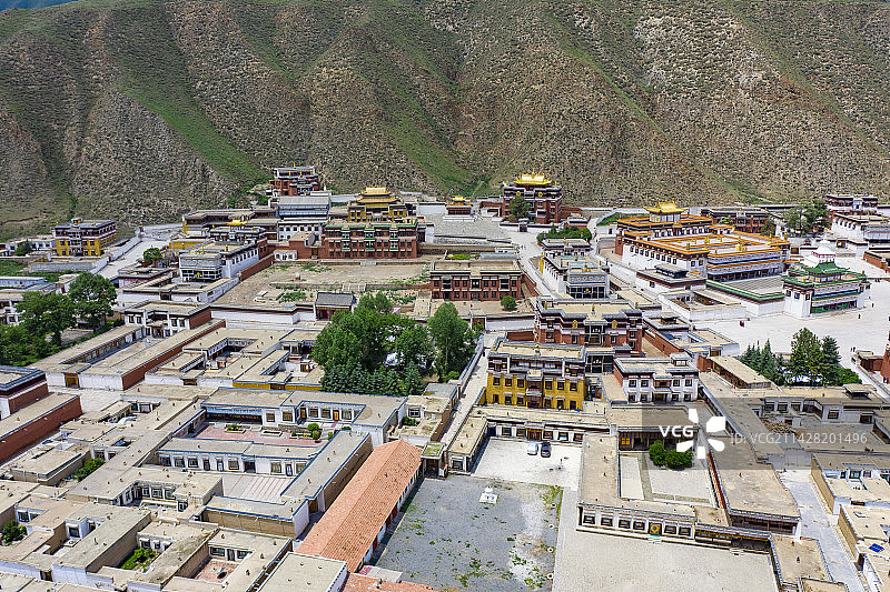 航拍甘肃甘南夏河县拉卜楞寺图片素材