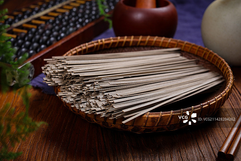 特色挂面食材荞麦面条图片素材