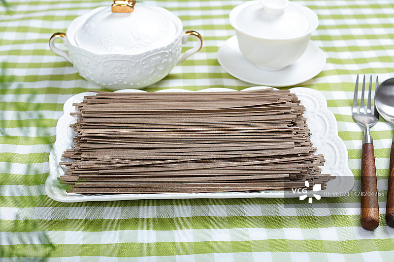 特色挂面食材荞麦面条图片素材