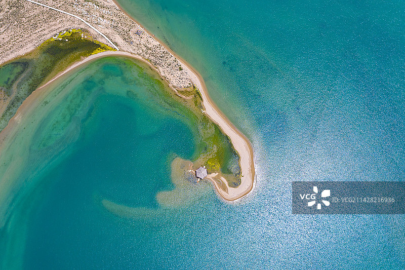 航拍青海省青海湖风光图片素材