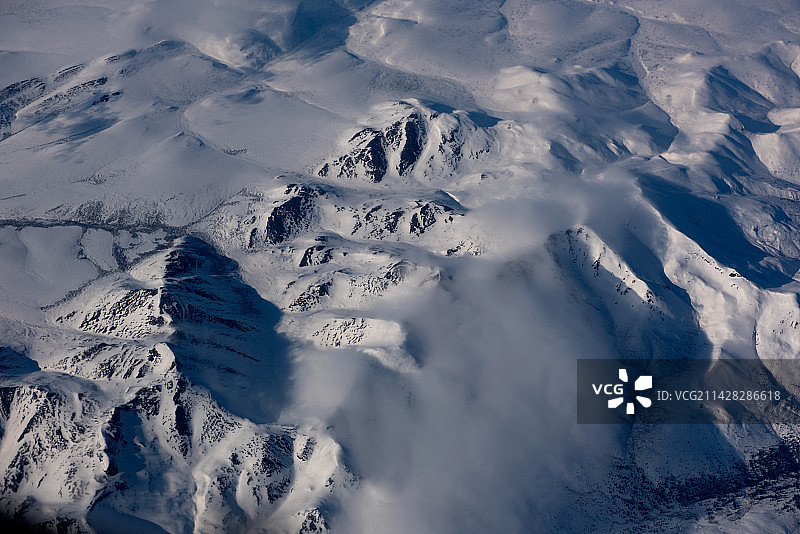空中俯瞰山川图片素材