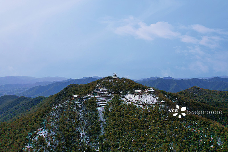 宜兴竹海山顶航拍图片素材