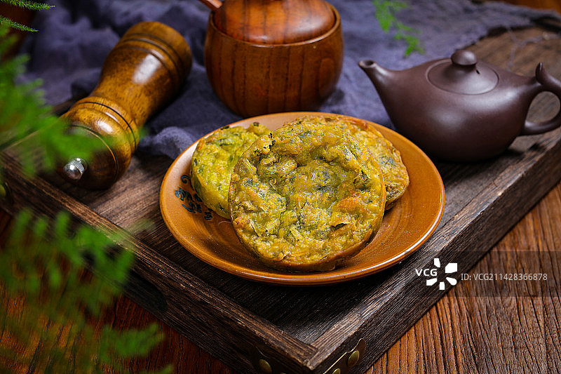 地方特色美食小吃油炸韭菜盒子图片素材