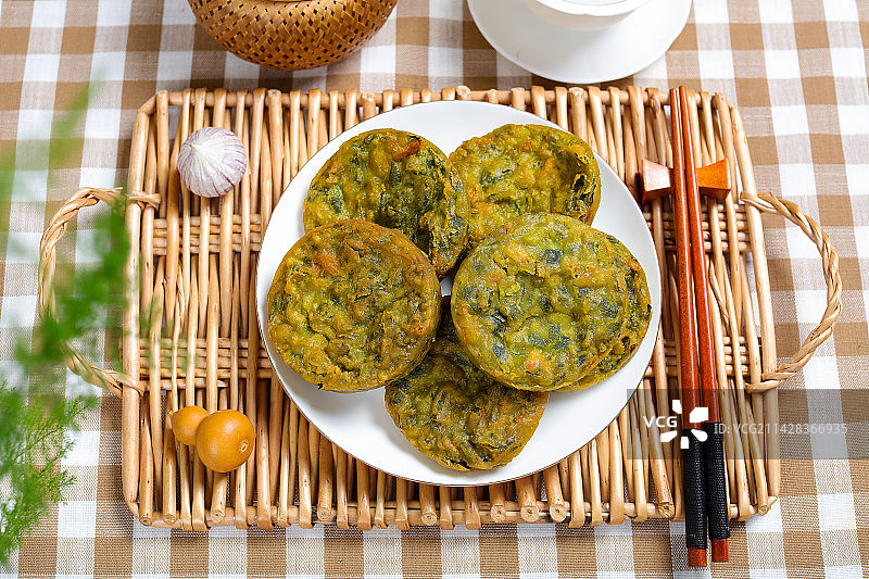 美味家常小炒美食油炸蔬菜饼图片素材