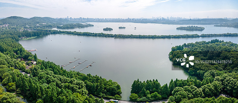 杨公堤俯瞰西湖全景高视角图片素材