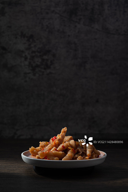 香辣泰式无骨凤爪图片素材