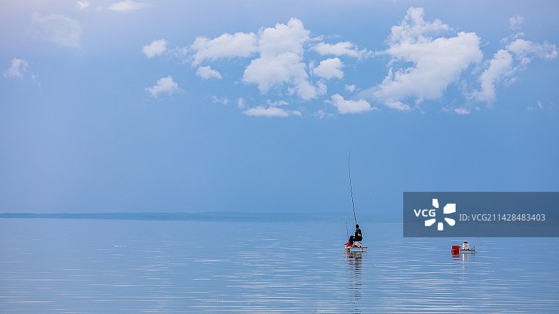 呼伦湖垂钓图片素材