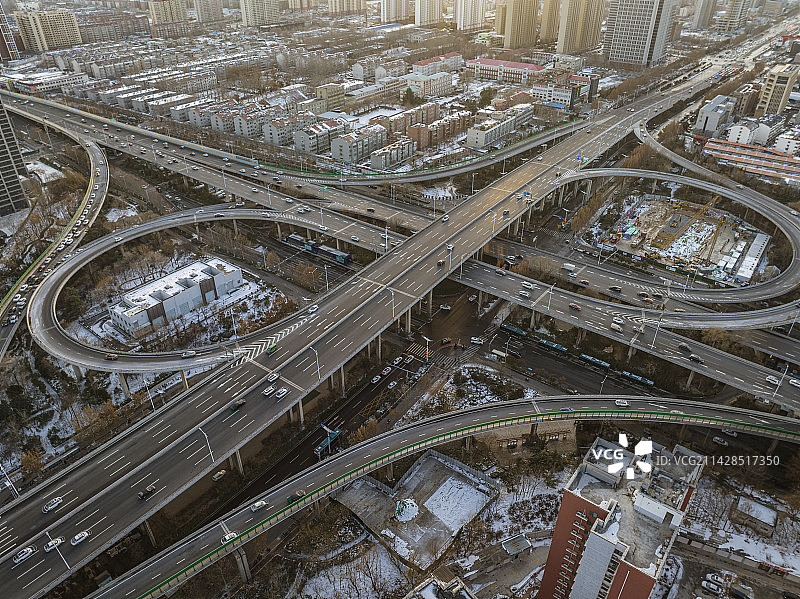 航拍济南腊山立交桥雪景风光图片素材