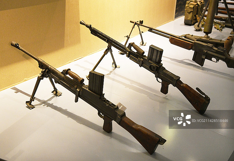 山东临沂孟良崮战役纪念馆展品  枪支  武器图片素材