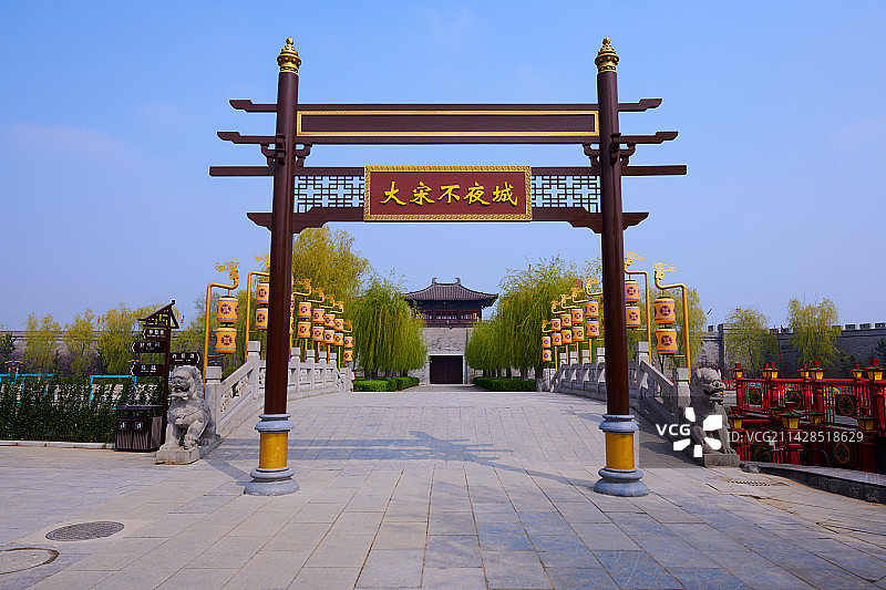 东平大宋不夜城 影视城图片素材