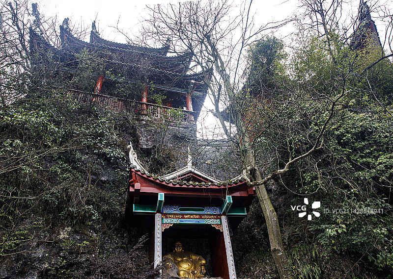 中国贵州安顺市西秀区七眼桥云峰云鹫山、云鹫寺图片素材