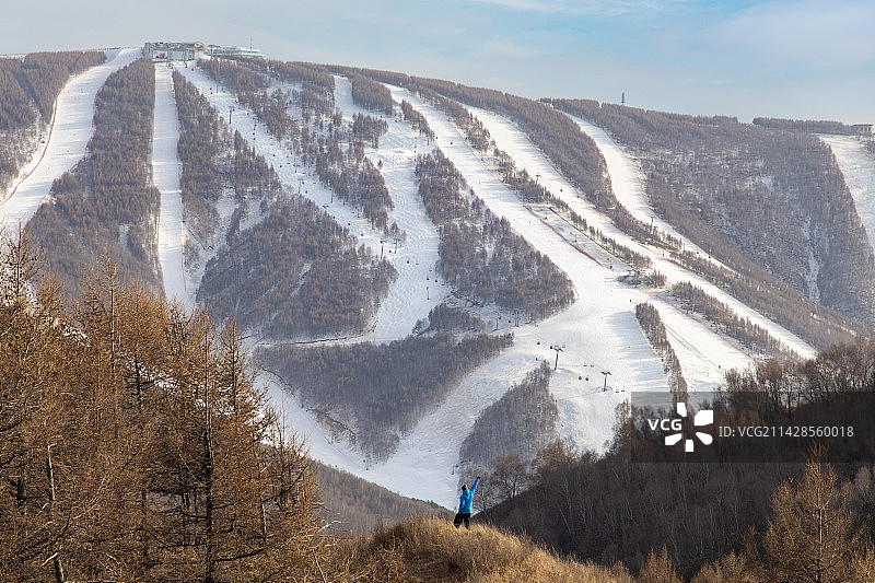 告别雪季图片素材