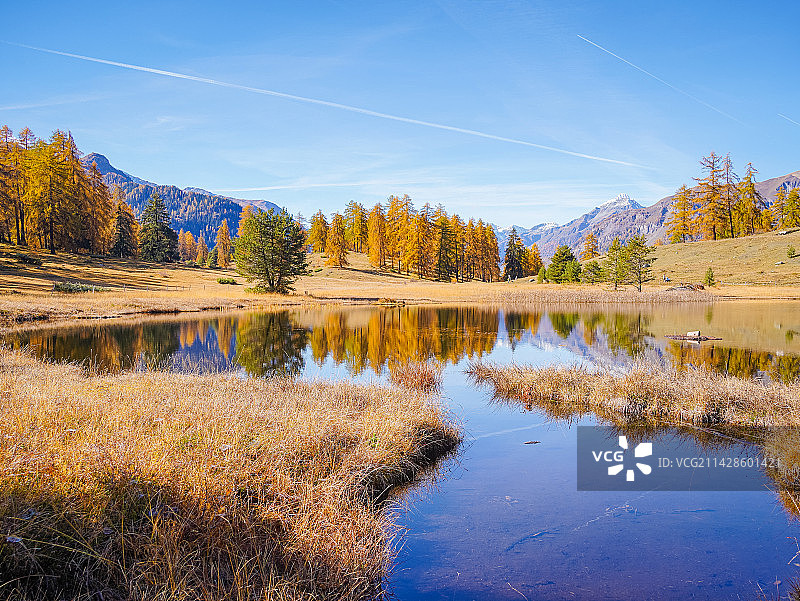 瑞士秋日 | 施库尔-塔拉斯普小镇风光图片素材