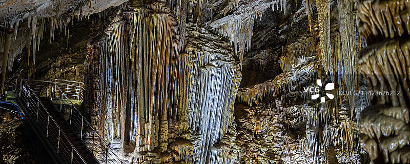 溶洞钟乳石特写图片素材