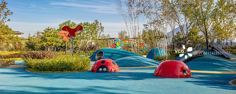 户外儿童乐园图片素材