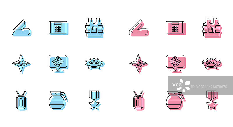 军人身份牌、手榴弹和瑞士军刀组合图片素材