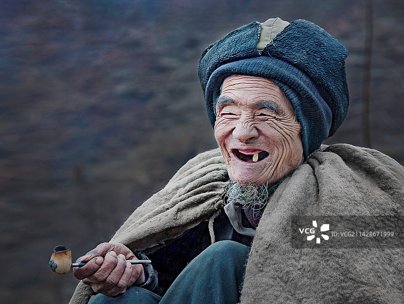 喜笑颜开图片素材