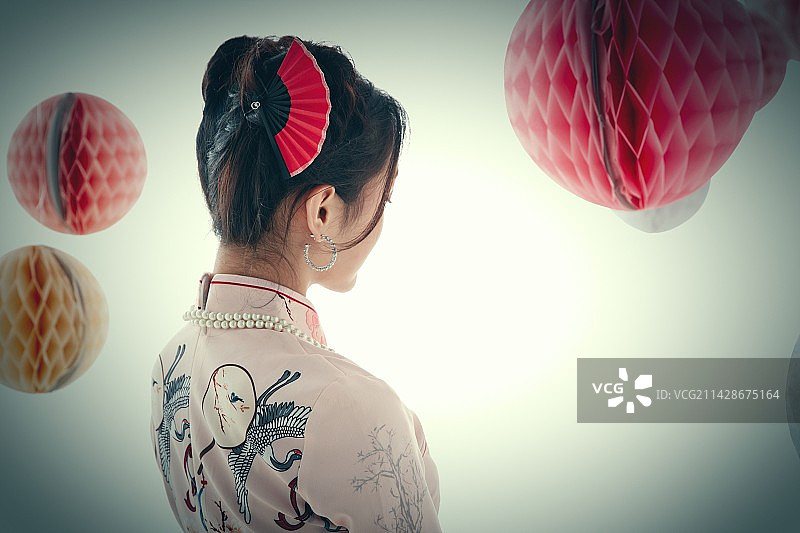 国风美少女背影图片素材